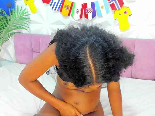 Chanell-Banks webcam