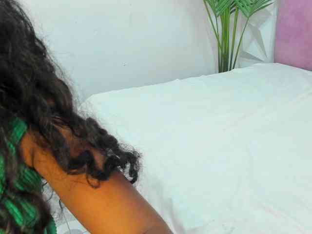 Chanell-Banks webcam