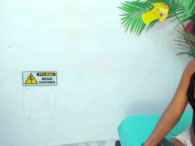 Chanell-Banks webcam
