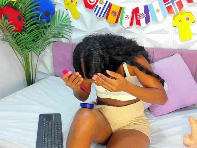 Chanell-Banks webcam