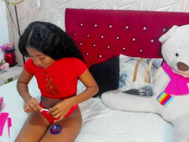 Chanell-Banks webcam