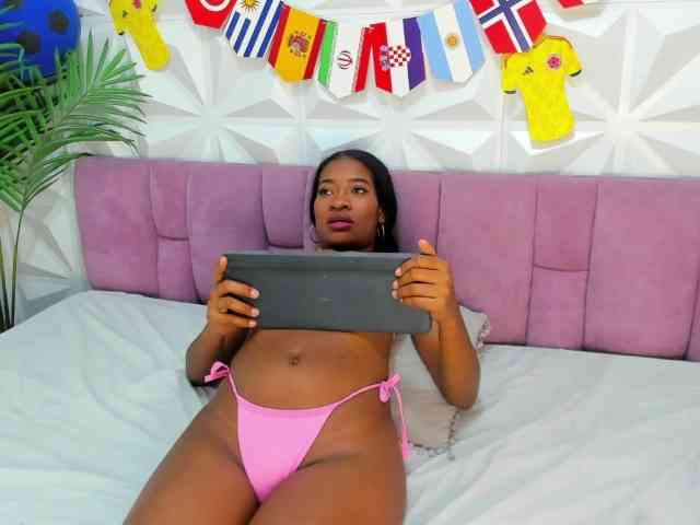 Chanell-Banks webcam