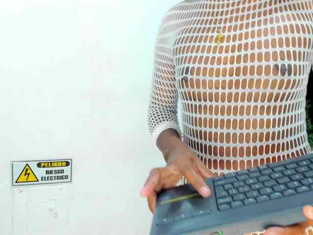 Chanell-Banks webcam