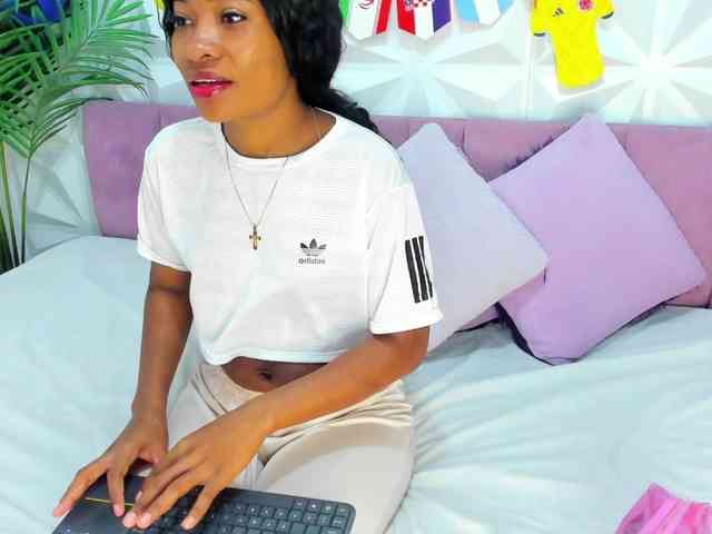 Chanell-Banks webcam