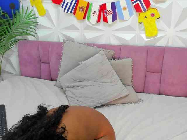 Chanell-Banks webcam