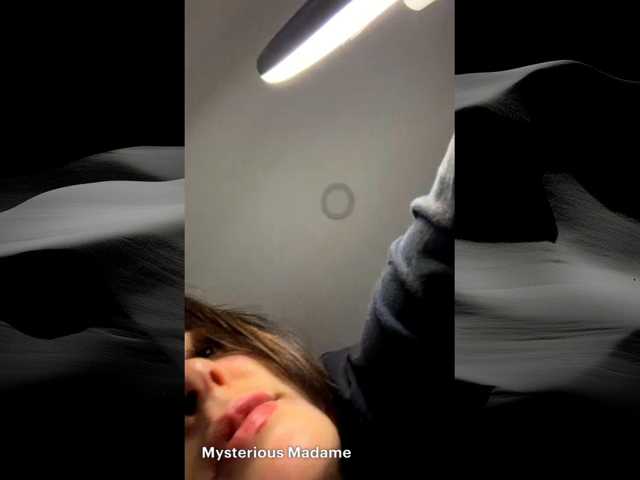 Mysteriousmadam live cam on BongaCams