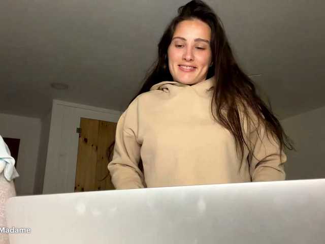 Mysteriousmadam live cam on BongaCams