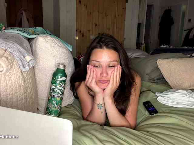 Mysteriousmadam webcam