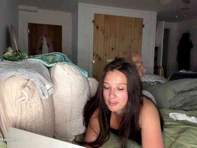 Mysteriousmadam webcam