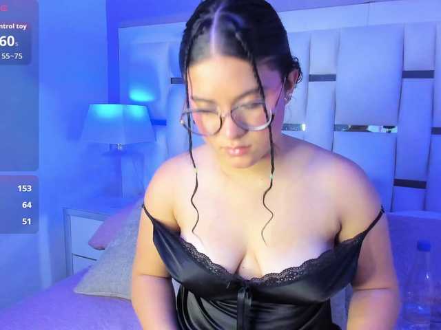 ArianaSweet live cam on BongaCams