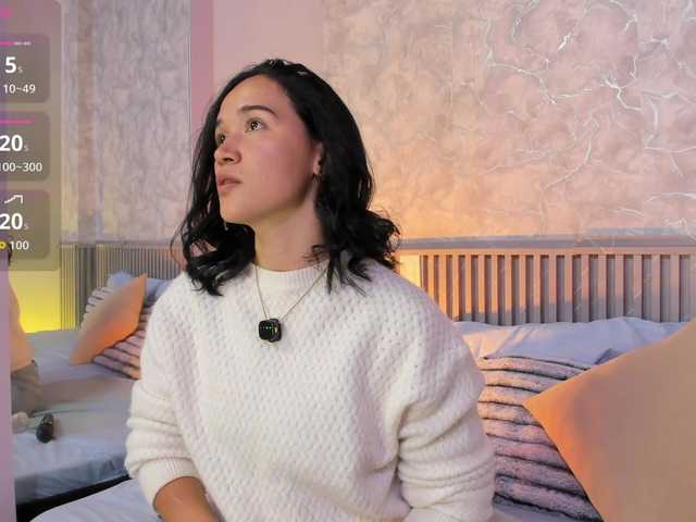 Victoria-Monroe live cam on BongaCams