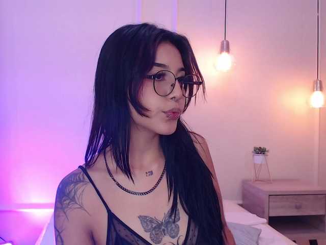AzulaDark live cam on BongaCams