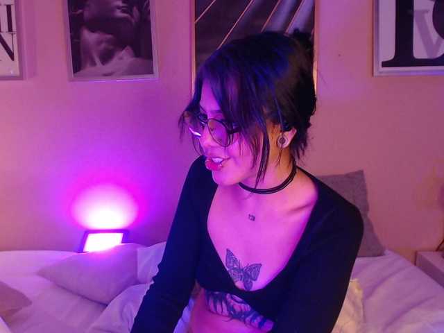 AzulaDark live cam on BongaCams