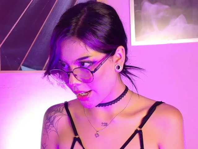 AzulaDark live cam on BongaCams