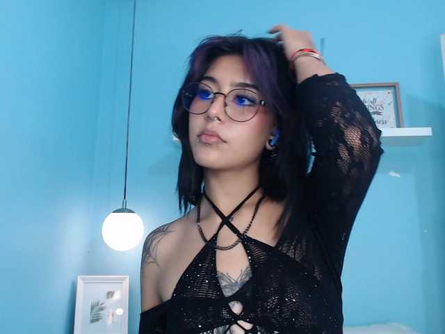 AzulaDark live cam on BongaCams