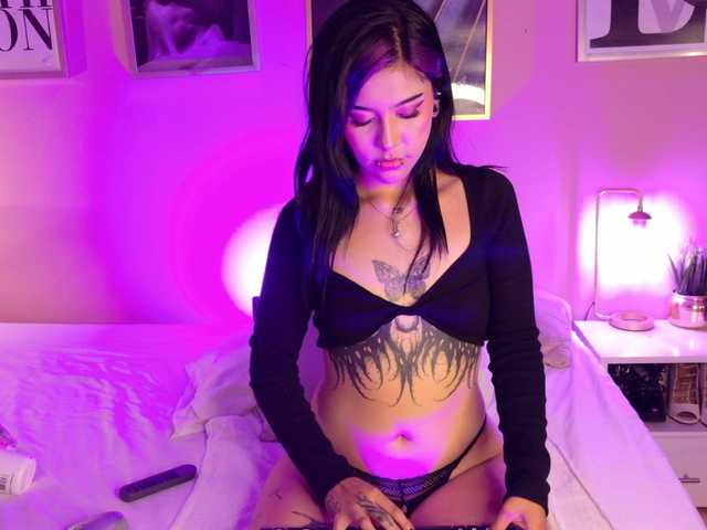 AzulaDark live cam on BongaCams