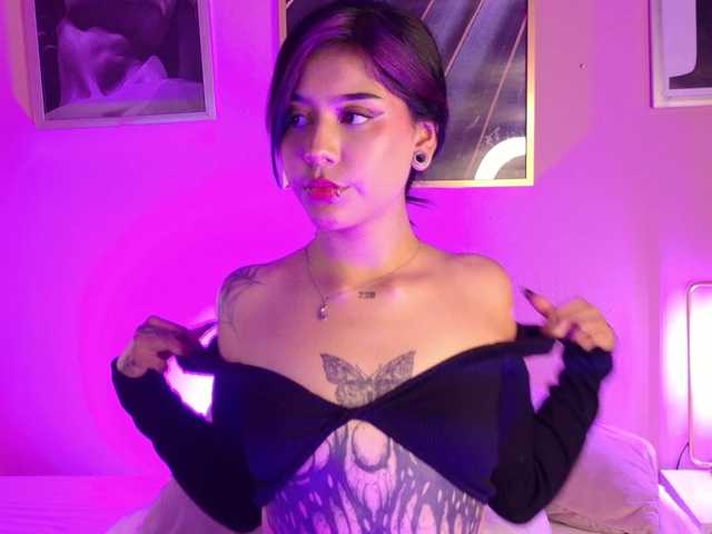 AzulaDark live cam on BongaCams