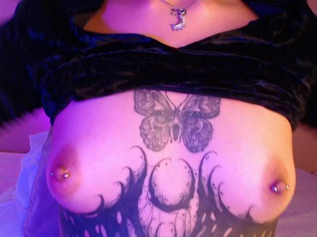 AzulaDark live cam on BongaCams