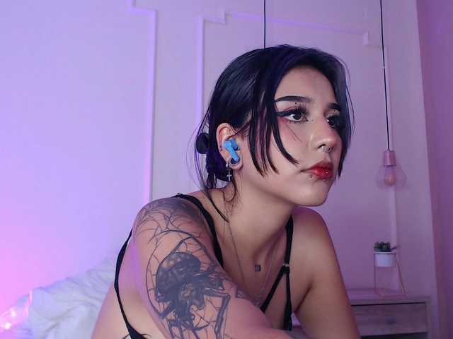 AzulaDark live cam on BongaCams