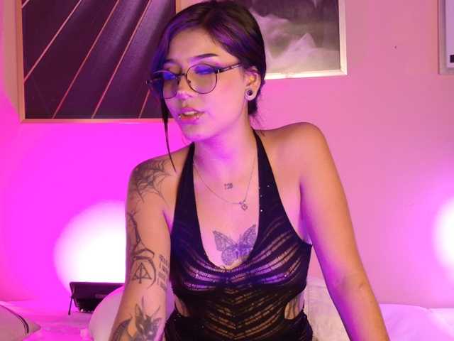 AzulaDark live cam on BongaCams