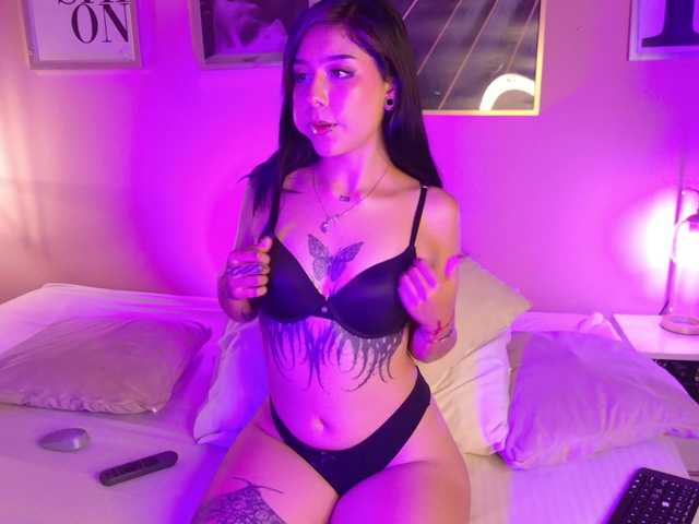 AzulaDark live cam on BongaCams