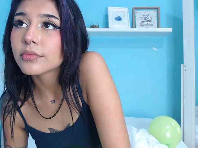 AzulaDark webcam
