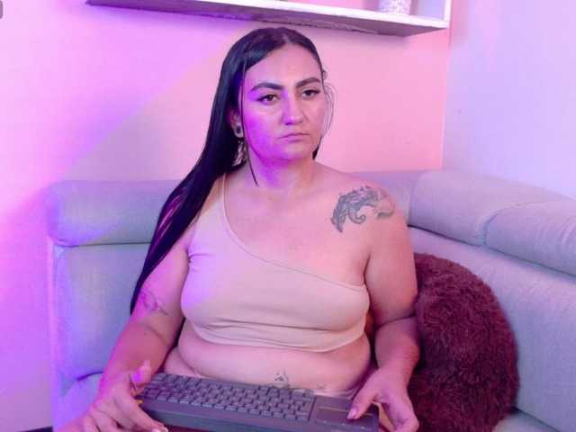 Eva-del-Mar live cam on BongaCams