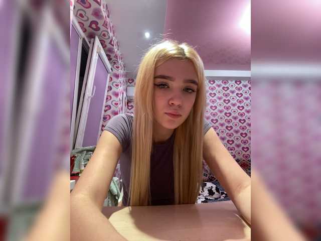 blonvexa live cam on BongaCams