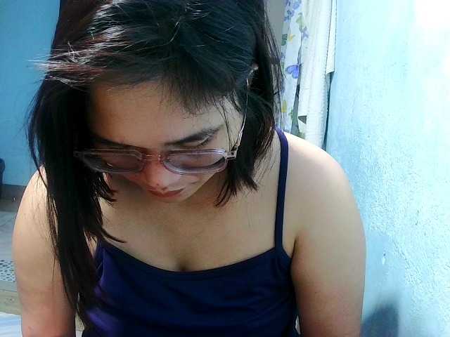 Sexbomb631 live cam on BongaCams