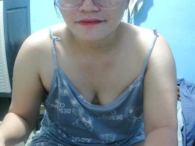 Sexbomb631 live cam on BongaCams