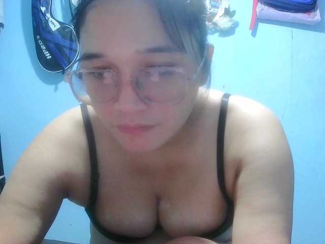 Sexbomb631 live cam on BongaCams