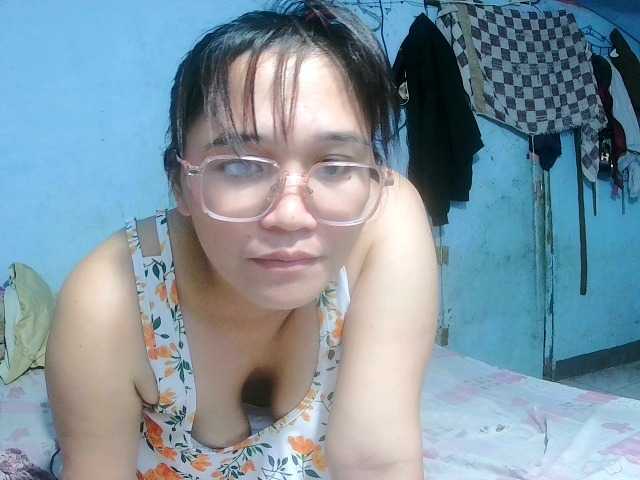 Sexbomb631 live cam on BongaCams
