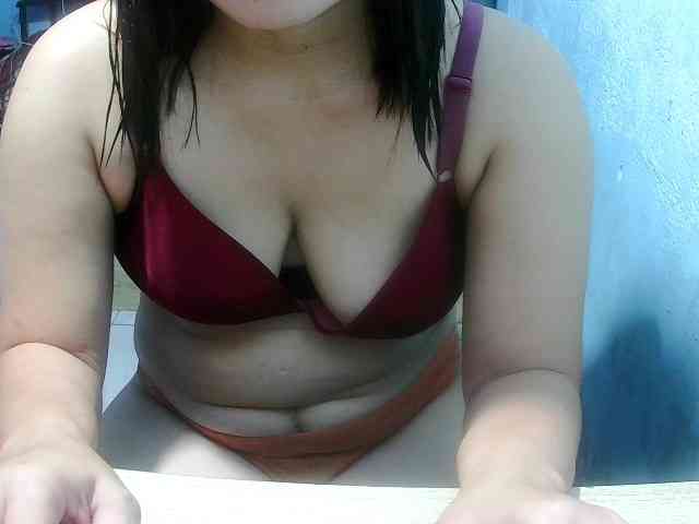 Sexbomb631 webcam