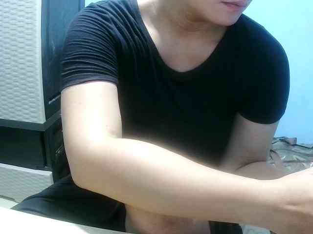 Sexbomb631 webcam