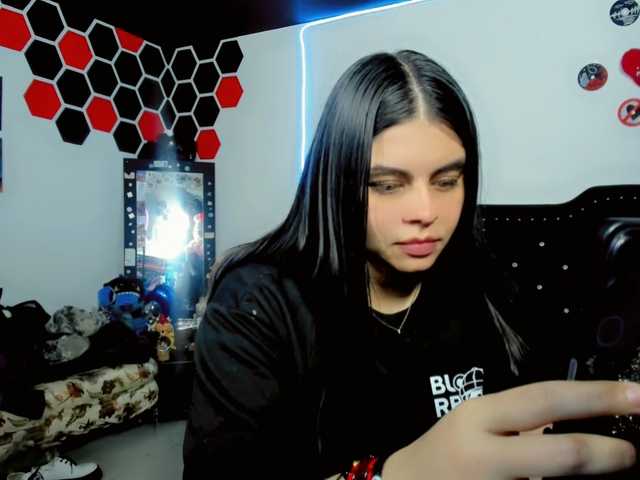 maddison-ivannova live cam on BongaCams