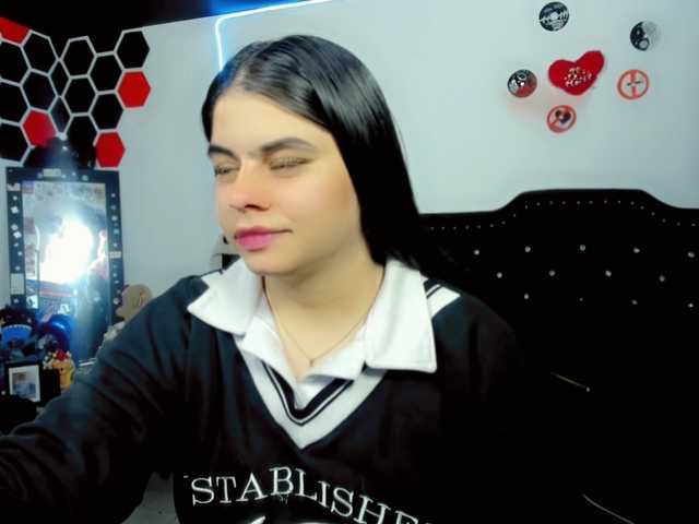 maddison-ivannova live cam on BongaCams