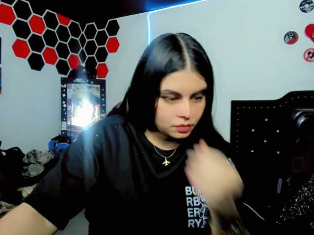 maddison-ivannova live cam on BongaCams