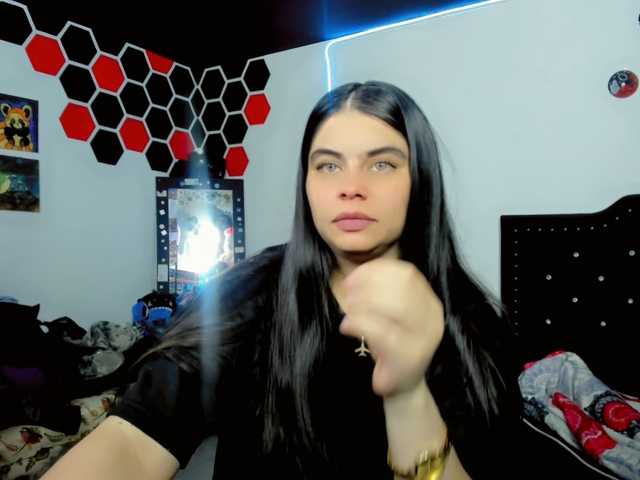 maddison-ivannova live cam on BongaCams