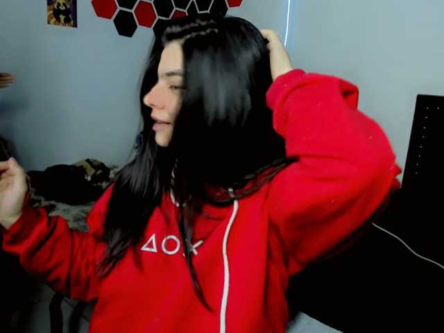 maddison-ivannova live cam on BongaCams