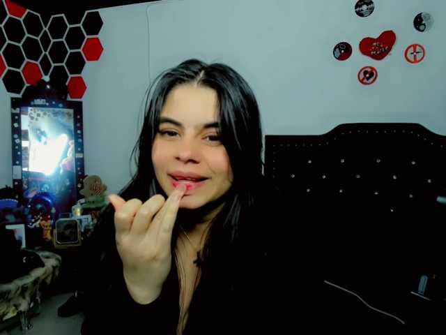 maddison-ivannova live cam on BongaCams