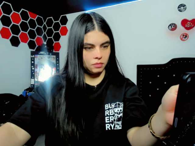 maddison-ivannova live cam on BongaCams