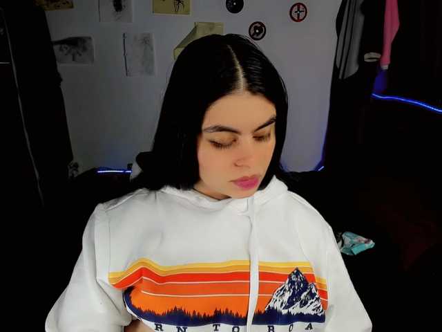 maddison-ivannova live cam on BongaCams