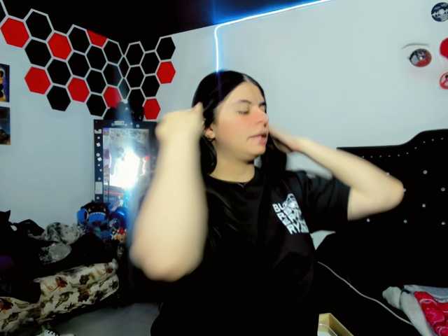 maddison-ivannova live cam on BongaCams