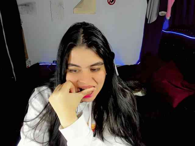 maddison-ivannova webcam