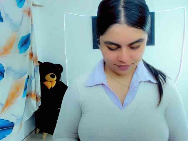 maddison-ivannova webcam