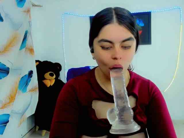 maddison-ivannova webcam