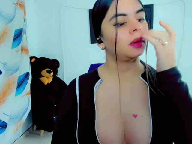 maddison-ivannova maddison-ivannova