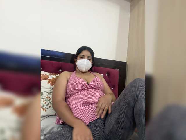 Yourannie9050 live cam on BongaCams