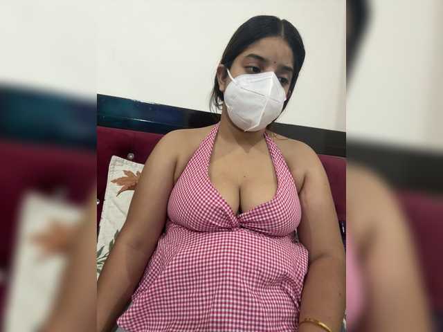 Yourannie9050 live cam on BongaCams