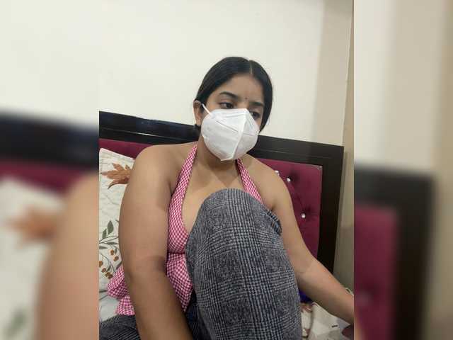 Yourannie9050 live cam on BongaCams